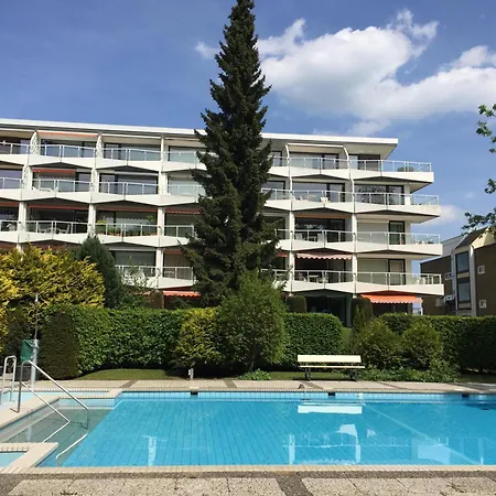 Riv 01 - Riviera - Aussenschwimmbad Apartment Scharbeutz